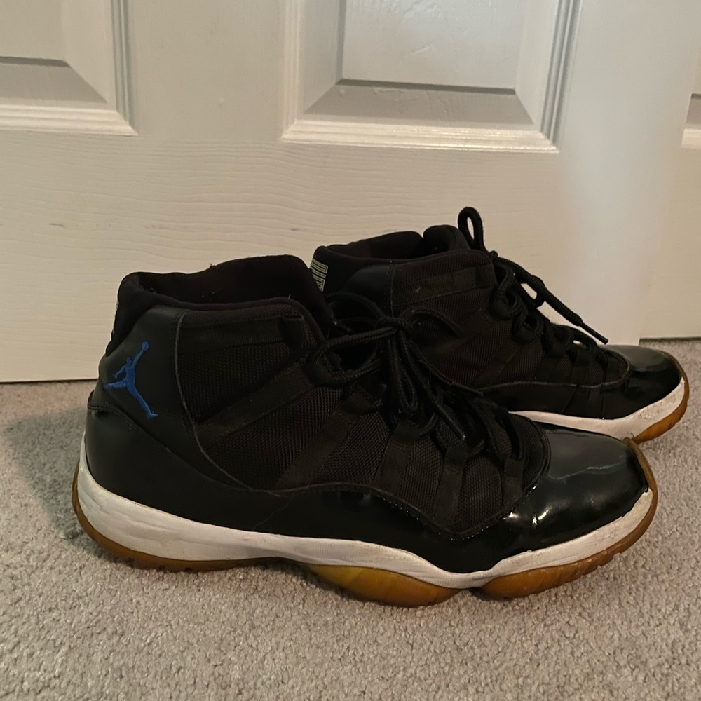 Jordan Space Jam 11’s